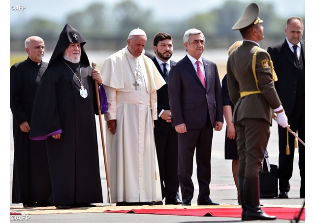 Đức Thánh Cha Phanxicô đã đến Armenia