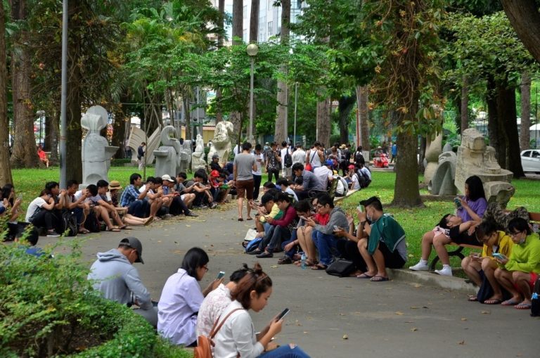 Trào lưu sống nhảm nhí