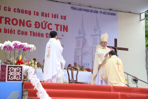 Tổng Giáo phận Sài Gòn: Thánh lễ Truyền chức Giám mục