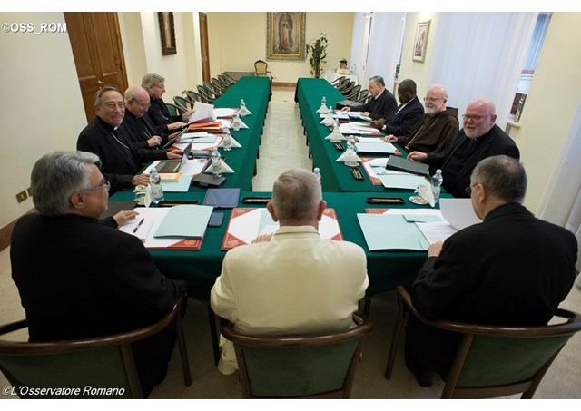 Hội đồng Hồng Y cố vấn của Đức Thánh Cha nhóm họp