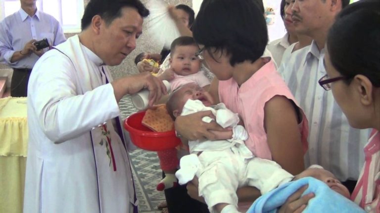 Chọn tên Thánh bổn mạng cho con