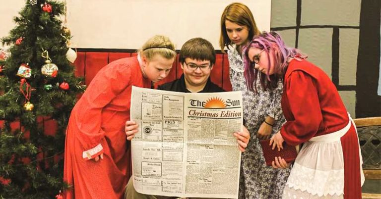 Bài văn hay nhất thế giới về ông già Noel, truyền cảm hứng sống suốt 100 năm qua