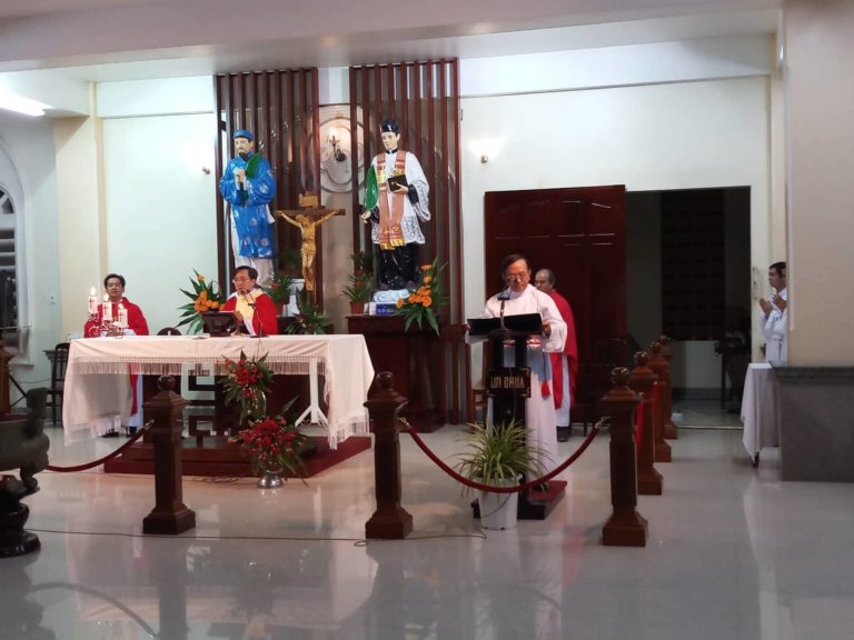 TTHH ĐÌNH KHAO : THÁNH LỄ THỨ NĂM TUẦN XXIII TN