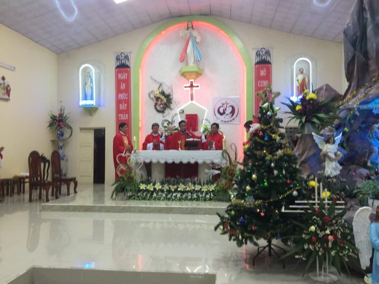 Họ Đạo Mỹ Lồng : Mừng Lễ các Thánh Anh Hài
