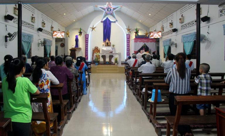 Họ đạo Giồng Dầu : Thứ Năm Tuần Thánh