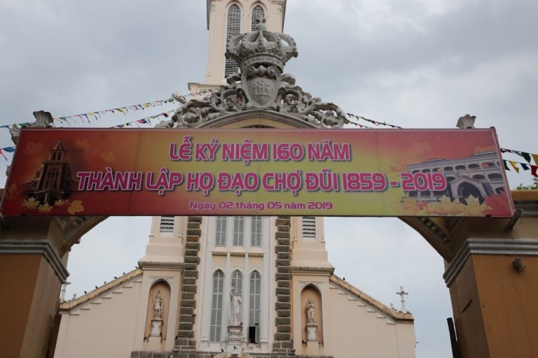 CHỢ ĐŨI : 160 NĂM HỒNG ÂN