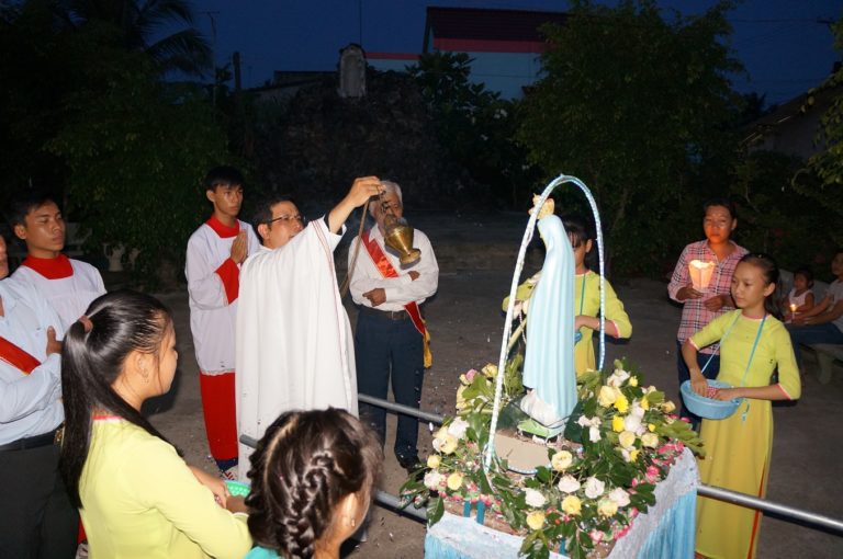 Họ đạo Tân Thanh : Mừng kính Mẹ Fatima