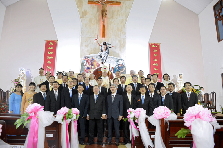 PHÚ HÒA : 60 NĂM HIỆN DIỆN VÀ PHÁT TRIỂN