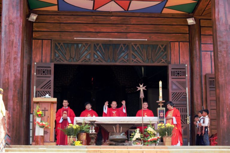 TRUNG TÂM TRUYỀN GIÁO PLEI CHUET : MỪNG LỄ CHÚA THÁNH THẦN