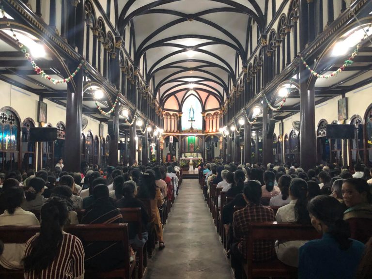 GIÁO PHẬN KONTUM : MỪNG BỔN MẠNG ĐỨC GIÁM MỤC GIÁO PHẬN