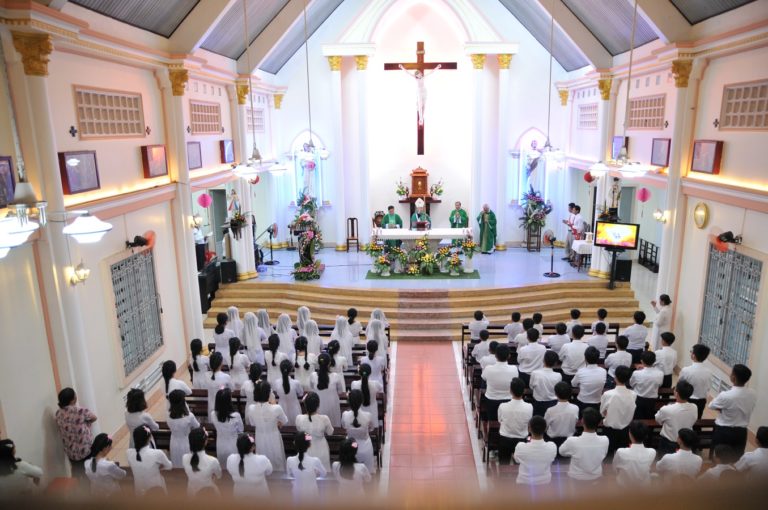 HỌ ĐẠO BA TRI : THÁNH LỄ BAN BÍ TÍCH THÊM SỨC