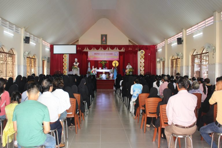 Hội Dòng MTG Cái Nhum : Khai Mạc Năm Thánh 350 thành lập Dòng MTG tại Việt Nam