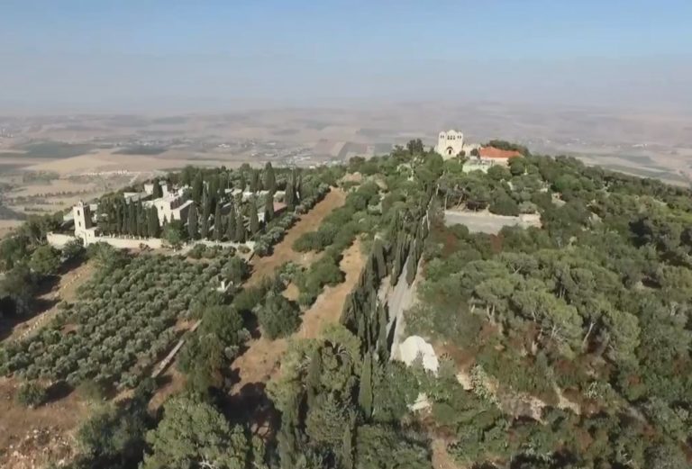 Hình ảnh về núi Tabor, nơi Chúa Giêsu biến hình