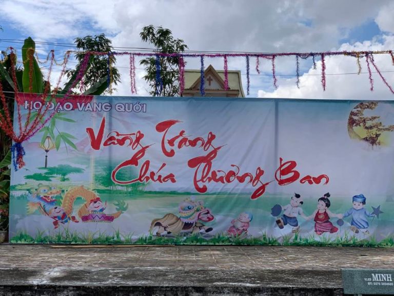 Họ đạo Vang Quới : Vui Trung Thu