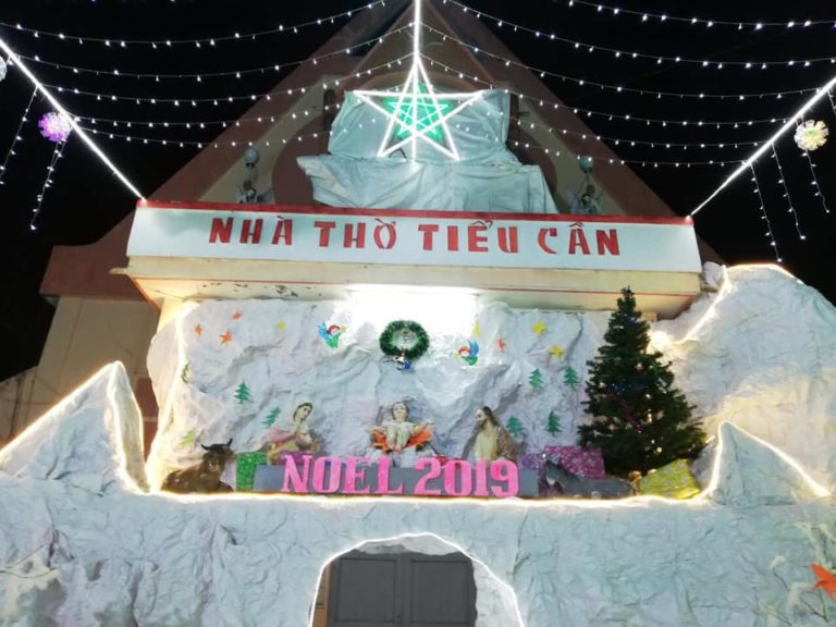Họ đạo Tiểu Cần : Canh thức Giáng Sinh