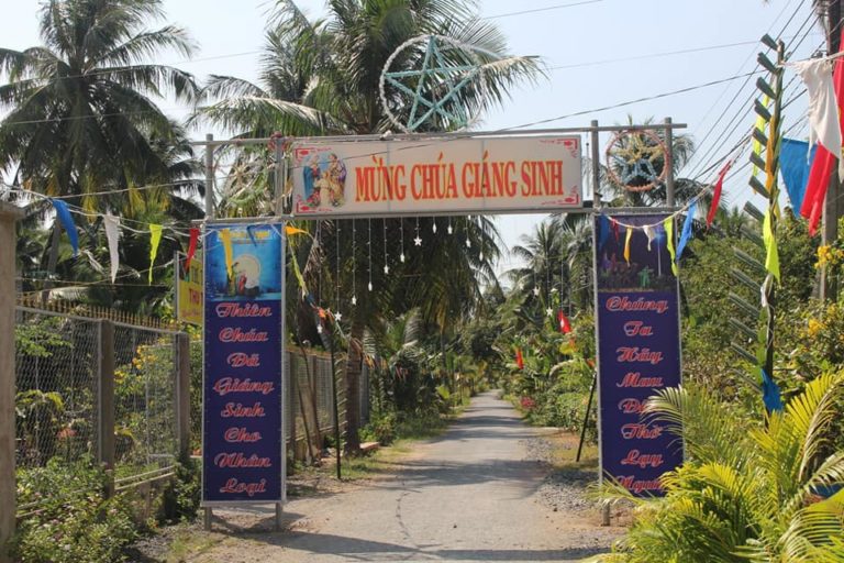 Họ Đạo Bãi Xan : Mừng Chúa Giáng Sinh