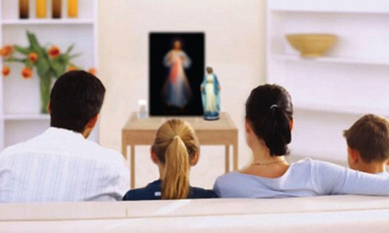 GIA ĐÌNH: LINH ẢNH CỦA LÒNG THƯƠNG XÓT