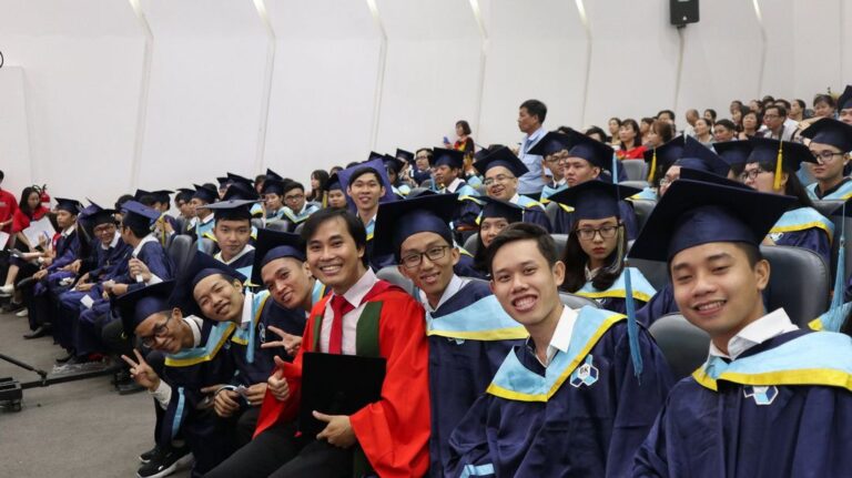 Sống nửa đời người, mình chỉ tiếc nuối một điều thôi…